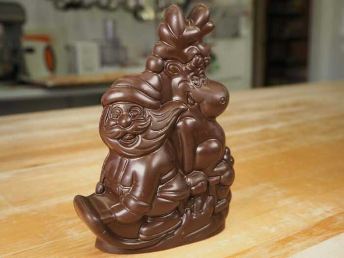 Traineau père Noël et son renne - moulage chocolat noir